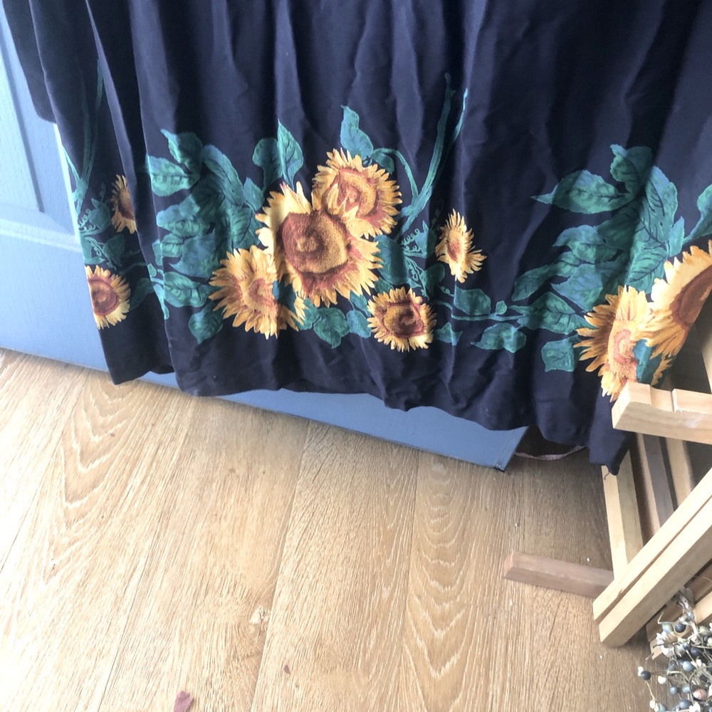 Vintage Navy Blue Sunflower Borderd Jumper